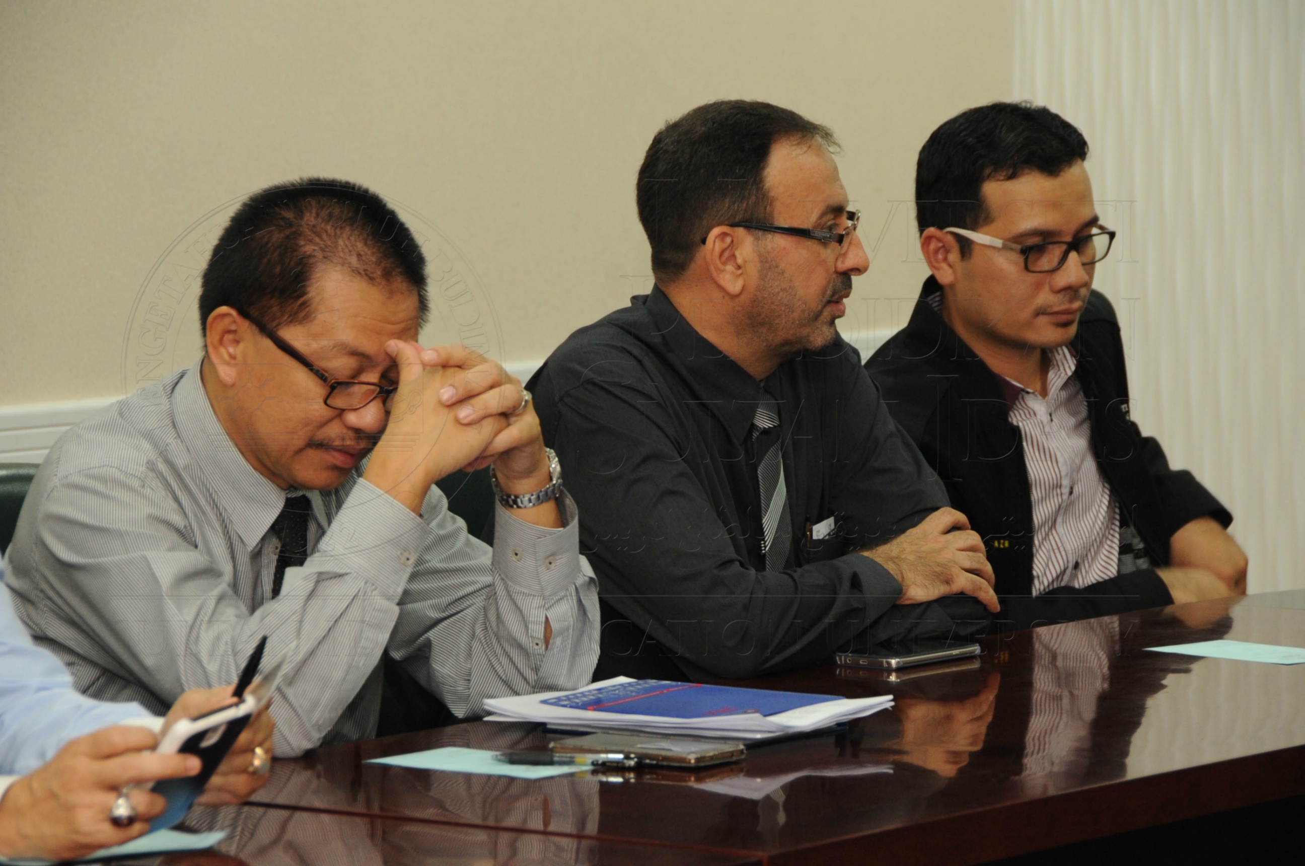 PRO 16 3 PALESTINEHAS 7625